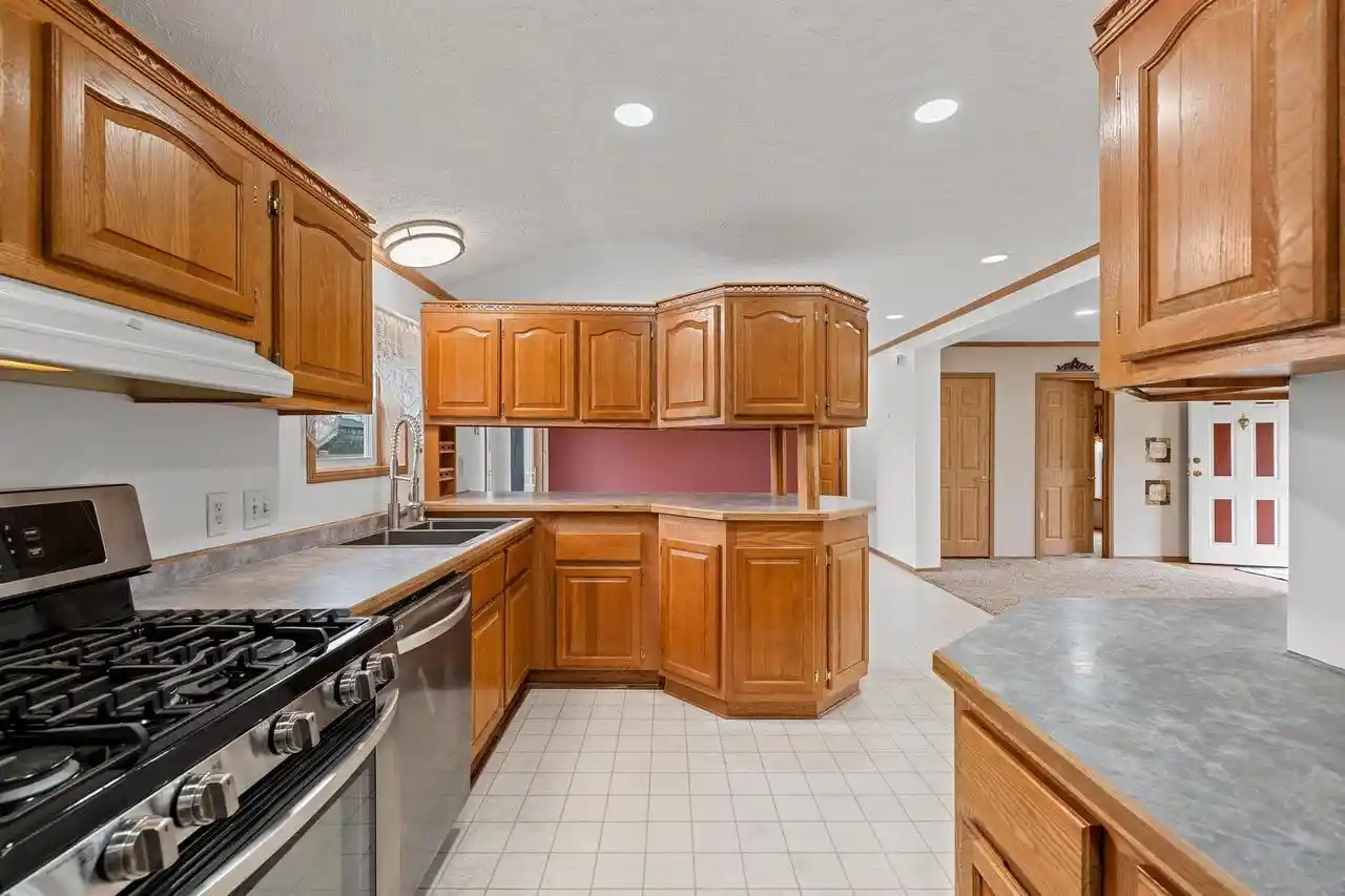 Photo 3 of Single family home for sale at 2775 Conesta Dr, Green Bay, WI 54311 | MLS# 50333668 | Listing updated on 2026-10-04