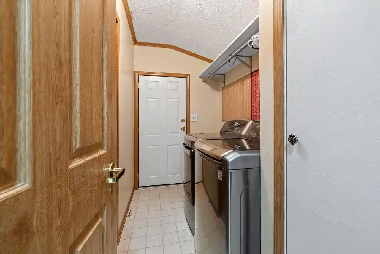 Photo 4 of Single family home for sale at 2775 Conesta Dr, Green Bay, WI 54311 | MLS# 50333668 | Listing updated on 2026-10-04