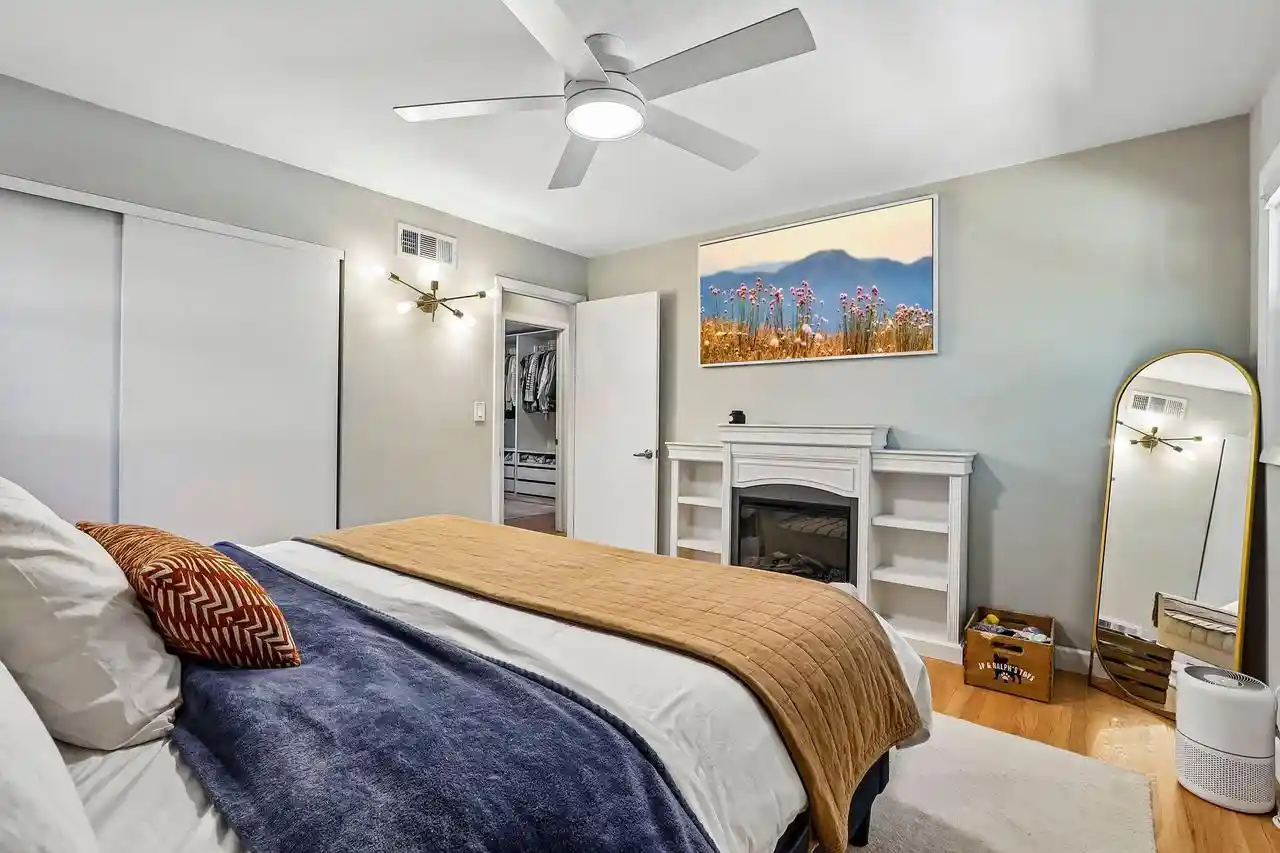 Photo 3 of Single family home for sale at 6710 W Wisconsin Ave, Milwaukee, WI 53213 | MLS# 1983080 | Listing updated on 2026-10-09