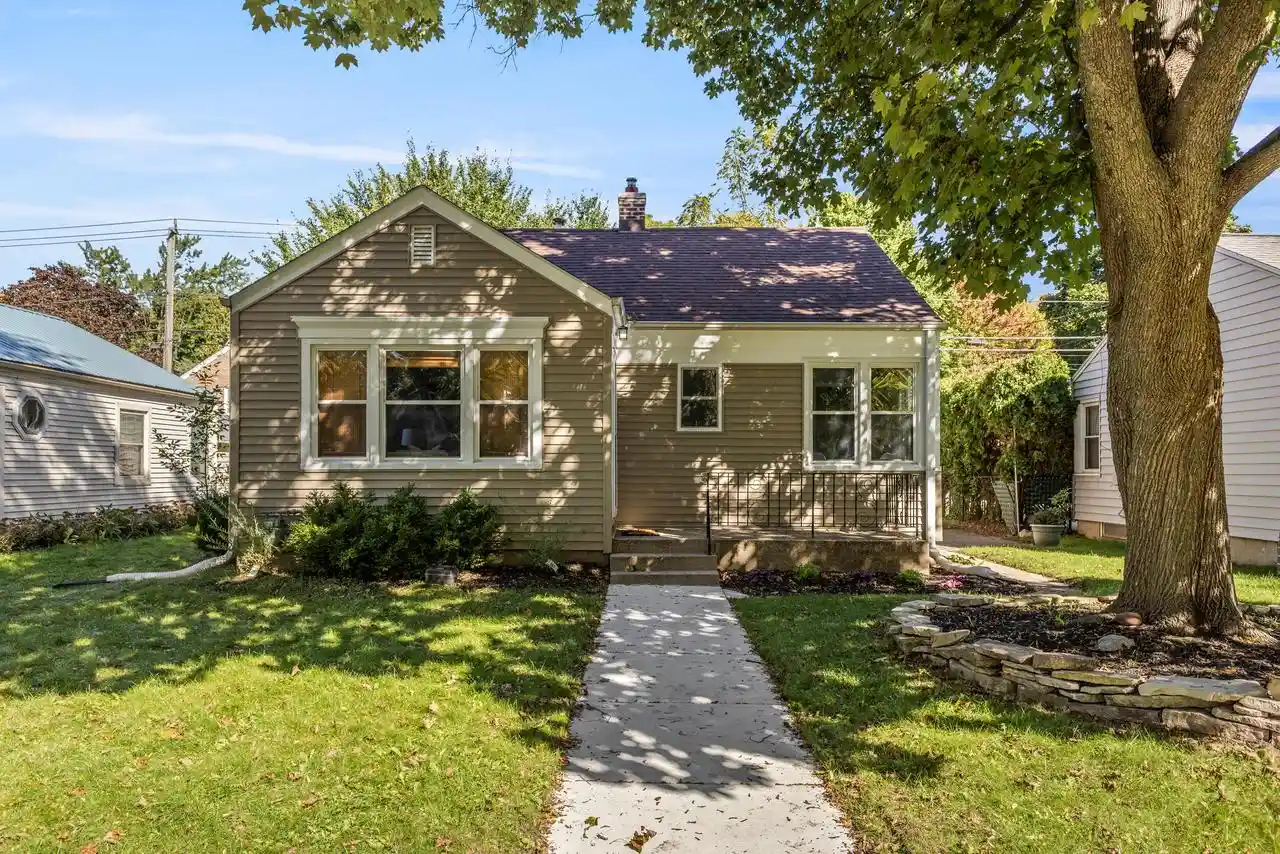 Single family home for sale at 112 E Henry Clay St, Milwaukee, WI 53217 | MLS# 1983082