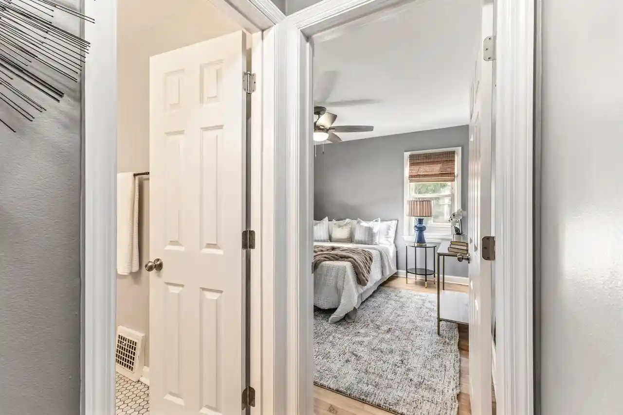 Photo 2 of Single family home for sale at 112 E Henry Clay St, Milwaukee, WI 53217 | MLS# 1983082 | Listing updated on 2026-10-08