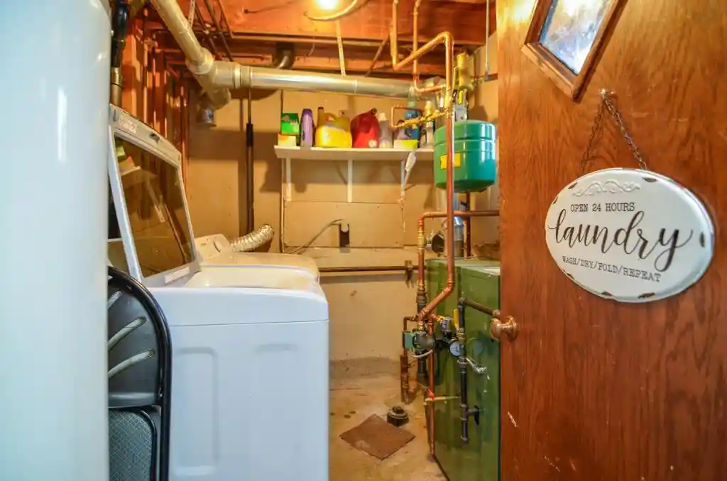 Listing Photo 4 - Condo for sale in building located at 613 Victoria Ct, Green Bay, WI 54302