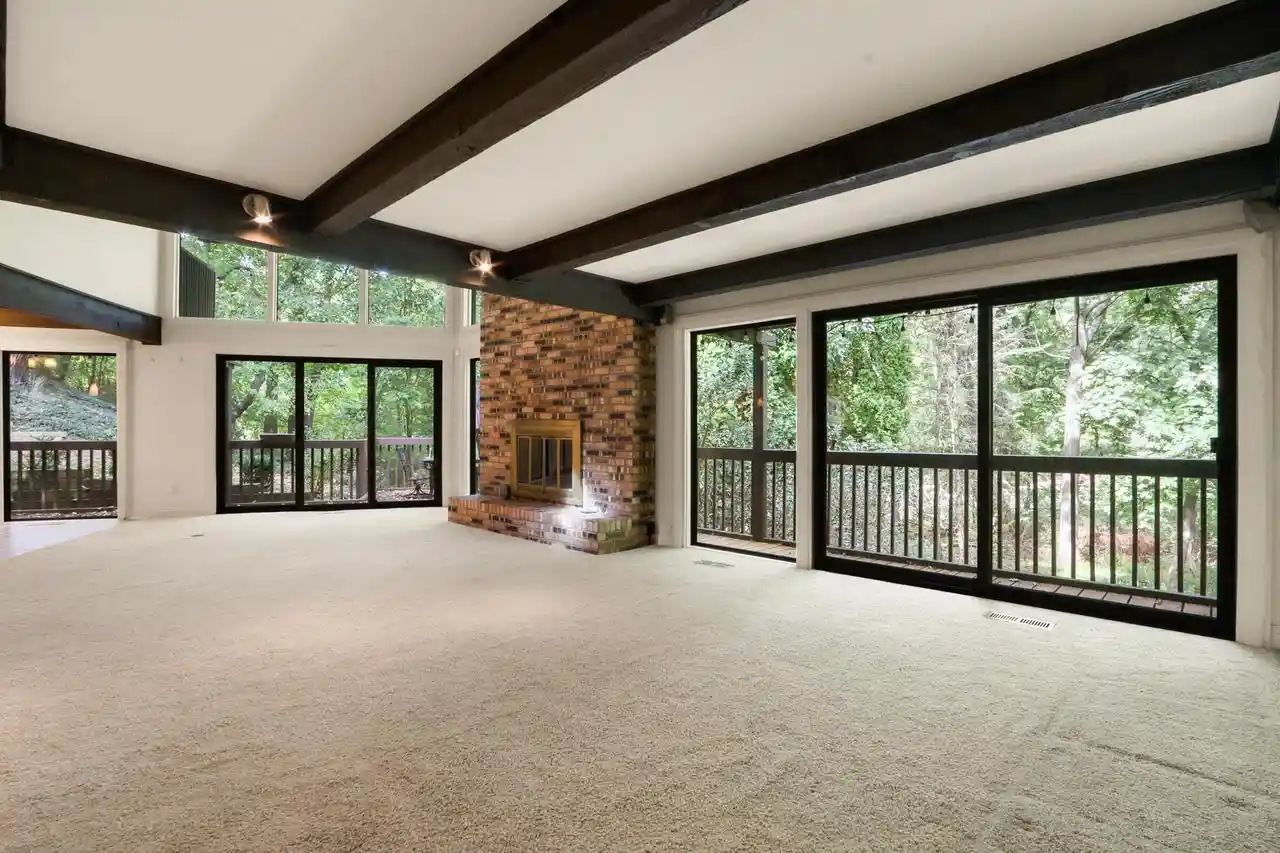 Photo 3 of Condo for sale at 840 Woodland Ct #EE-1, Fontana, WI 53125 | MLS# 1983092 | Listing updated on 2026-10-06