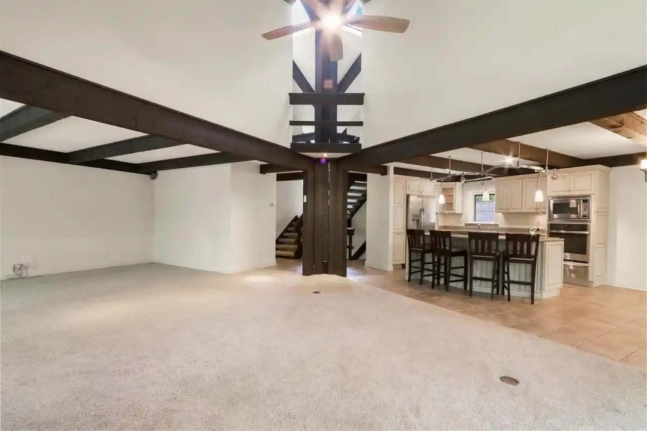 Photo 4 of Condo for sale at 840 Woodland Ct #EE-1, Fontana, WI 53125 | MLS# 1983092 | Listing updated on 2026-10-06