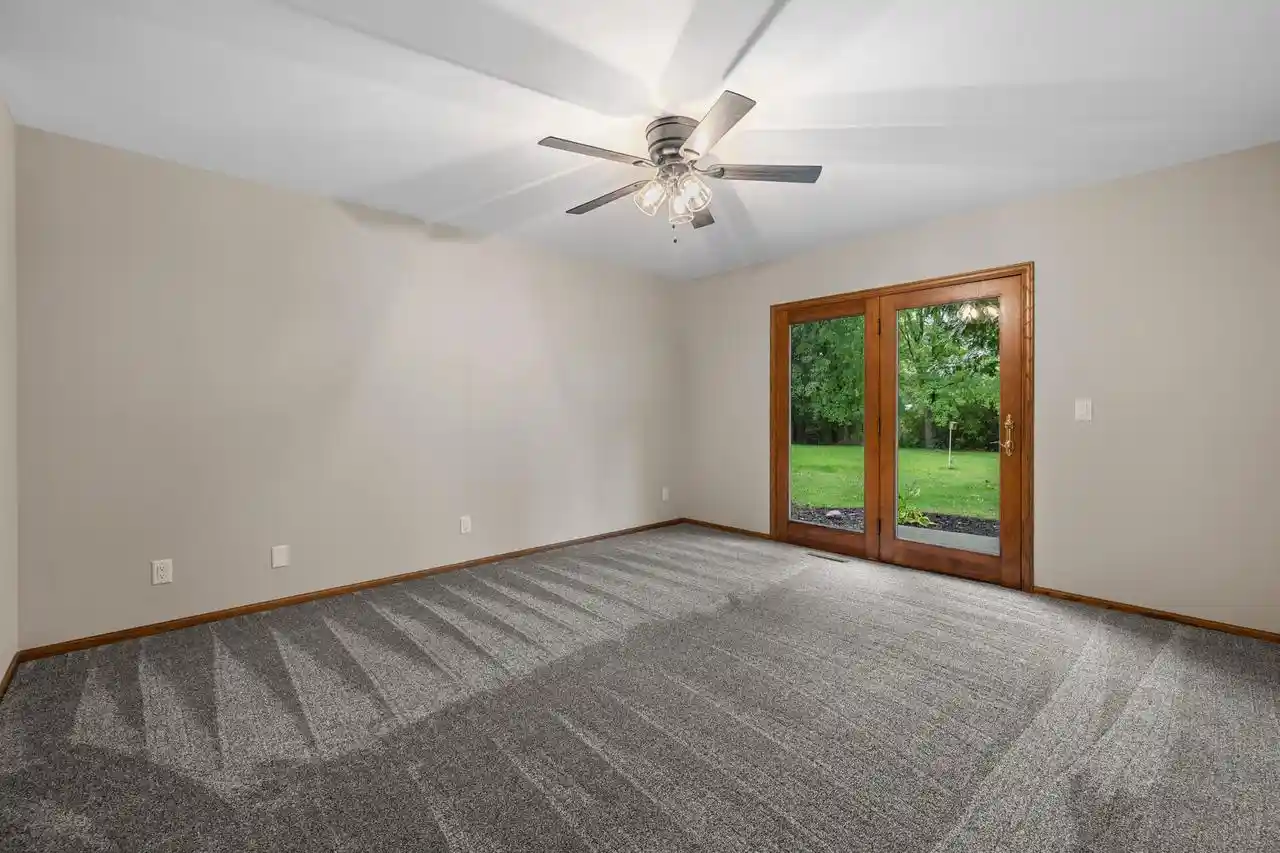 Photo 4 of Single family home for sale at 5589 Kengary Ct, Slinger, WI 53086 | MLS# 1983097 | Listing updated on 2026-10-05