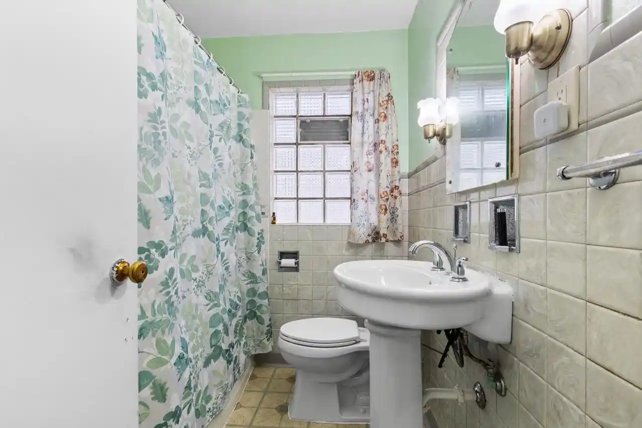 Photo 3 of Single family home for sale at 3342 S 26th Street, Milwaukee, WI 53215 | MLS# 1983114 | Listing updated on 2026-10-02