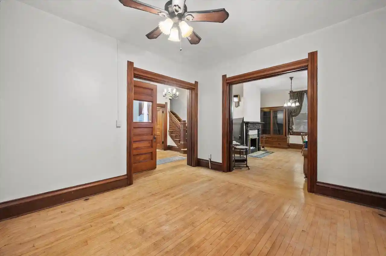 Photo 1 of Single family home for sale at 546 N 32nd Street, Milwaukee, WI 53208 | MLS# 1983105 | Listing updated on 2026-10-09