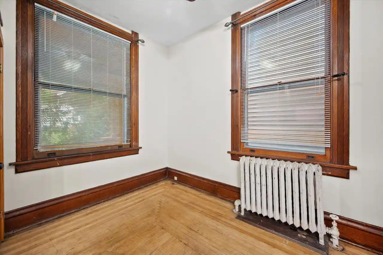 Photo 2 of Single family home for sale at 546 N 32nd Street, Milwaukee, WI 53208 | MLS# 1983105 | Listing updated on 2026-10-09