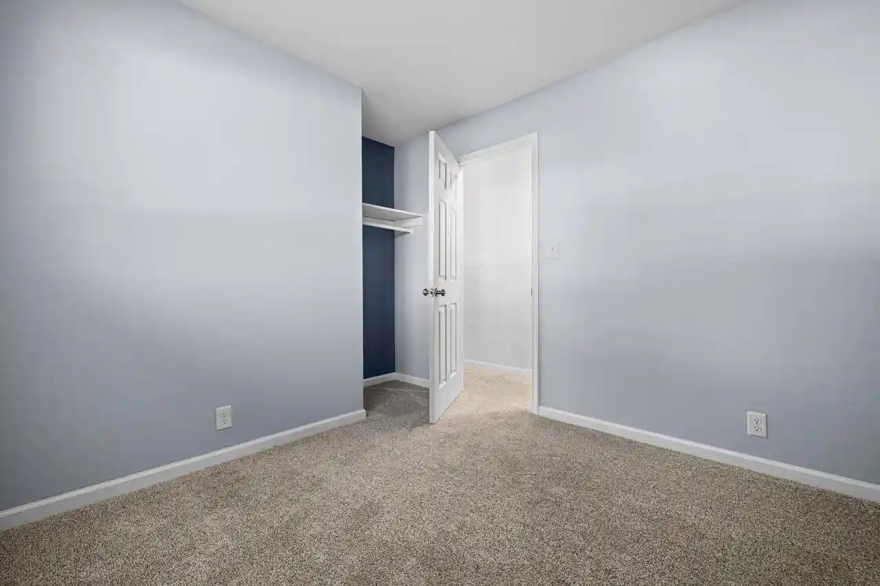 Photo 3 of Single family home for sale at 1652 19th Avenue, Kenosha, WI 53140 | MLS# 1983111 | Listing updated on 2026-10-02