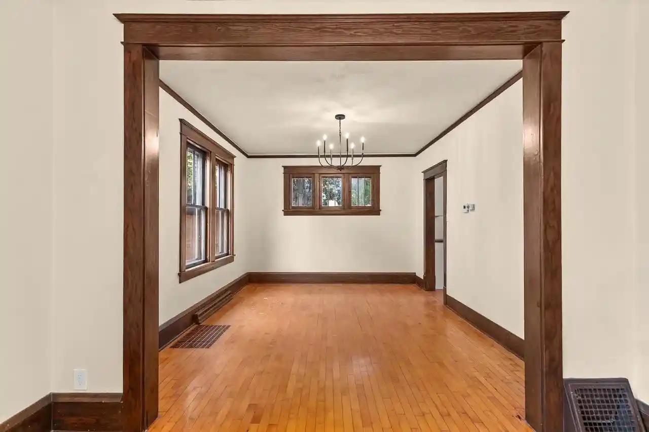 Photo 1 of Single family home for sale at 1016 W Commercial St, Appleton, WI 54914 | MLS# 50333687 | Listing updated on 2026-10-12