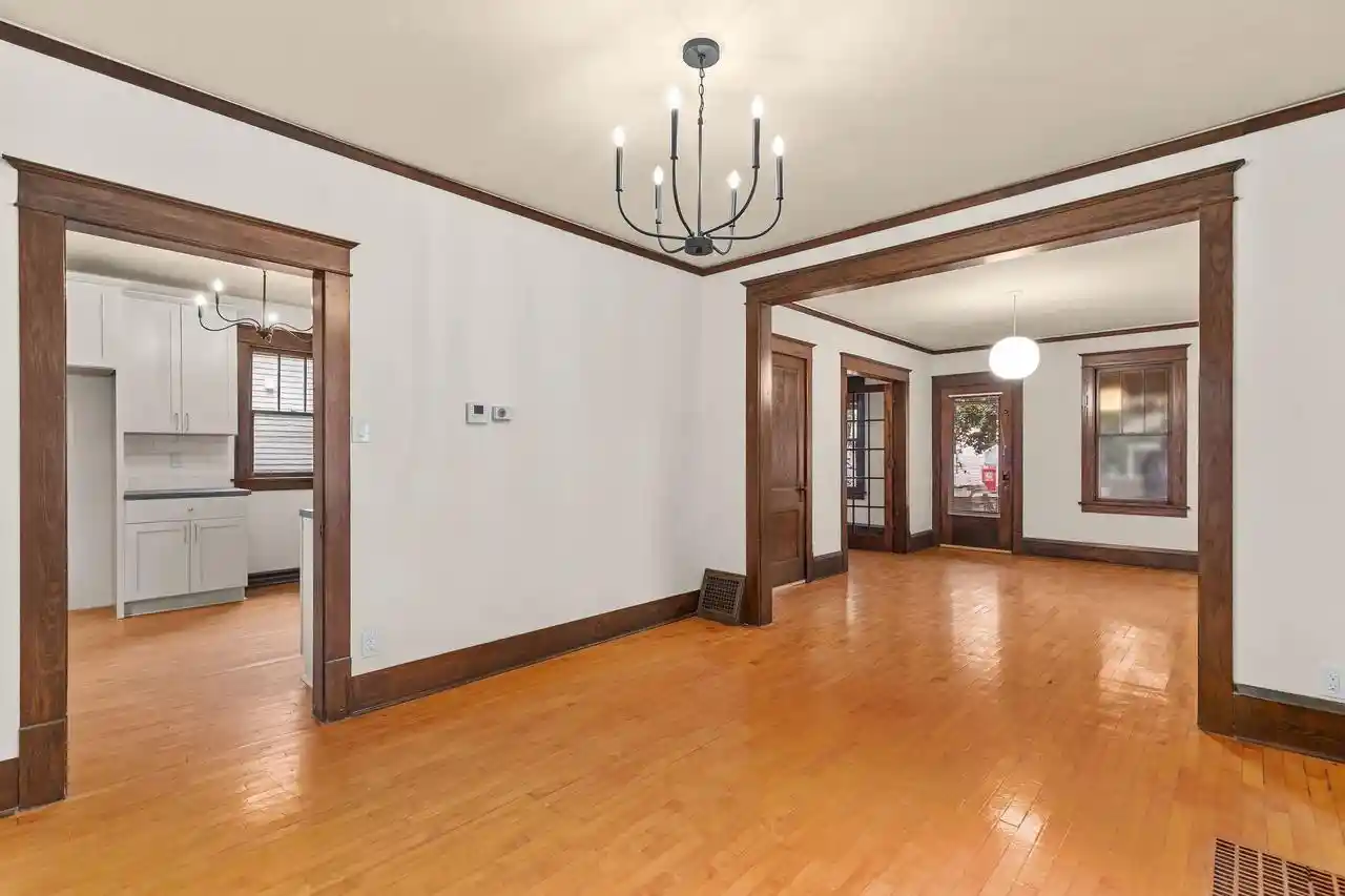 Photo 3 of Single family home for sale at 1016 W Commercial St, Appleton, WI 54914 | MLS# 50333687 | Listing updated on 2026-10-12