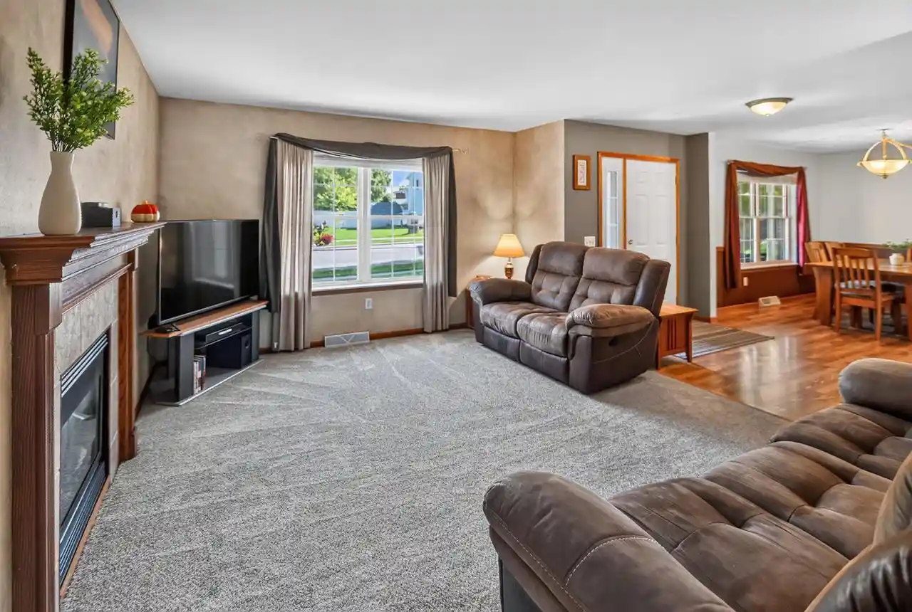 Photo 1 of Single family home for sale at 311 Springview Dr, Marshall, WI 53559 | MLS# 2033913 | Listing updated on 2026-10-09