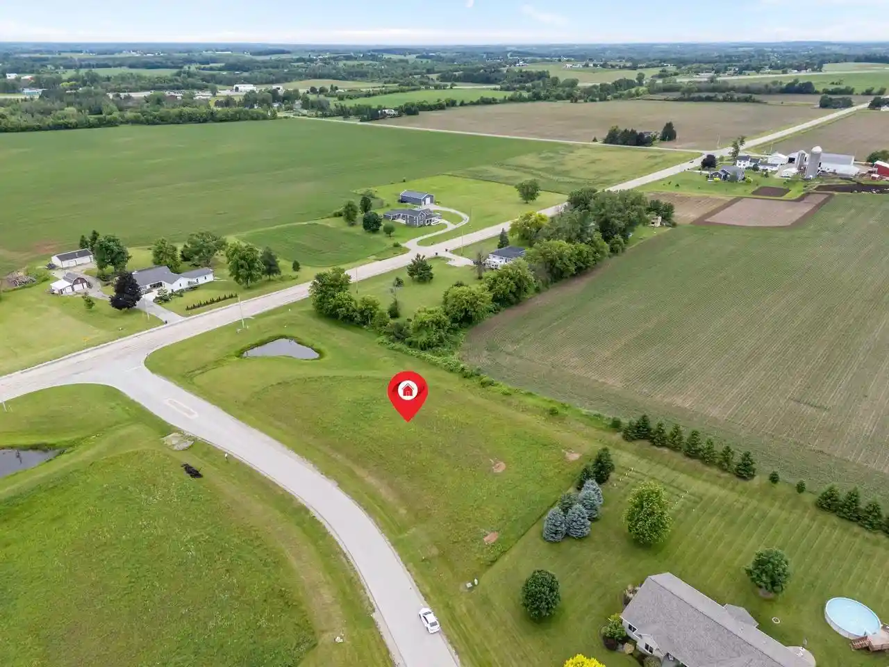 Photo 2 of Single family home for sale at Fox View Dr, Hortonville, WI 54944 | MLS# 50333689 | Listing updated on 2026-10-02