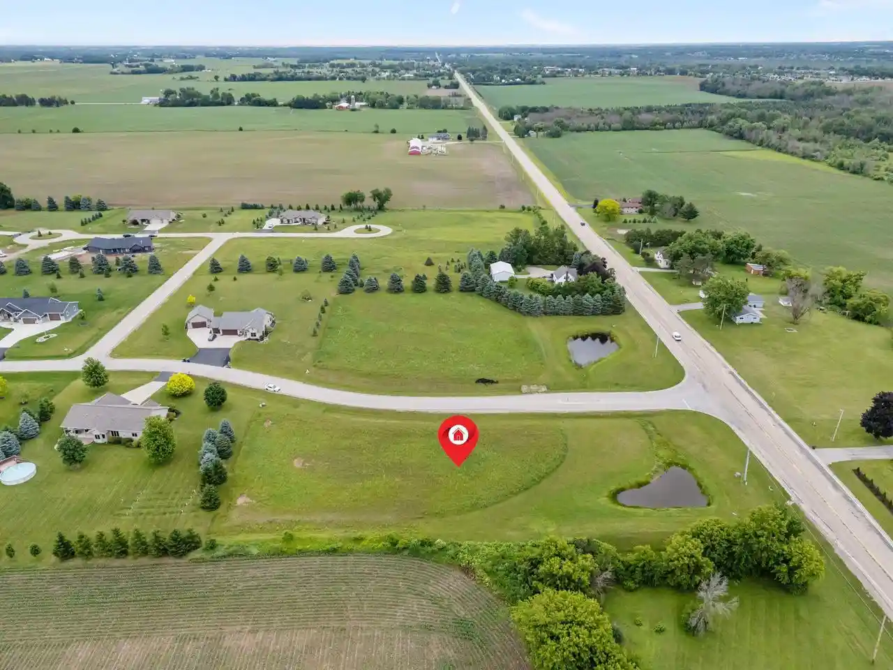 Photo 4 of Single family home for sale at Fox View Dr, Hortonville, WI 54944 | MLS# 50333689 | Listing updated on 2026-10-02