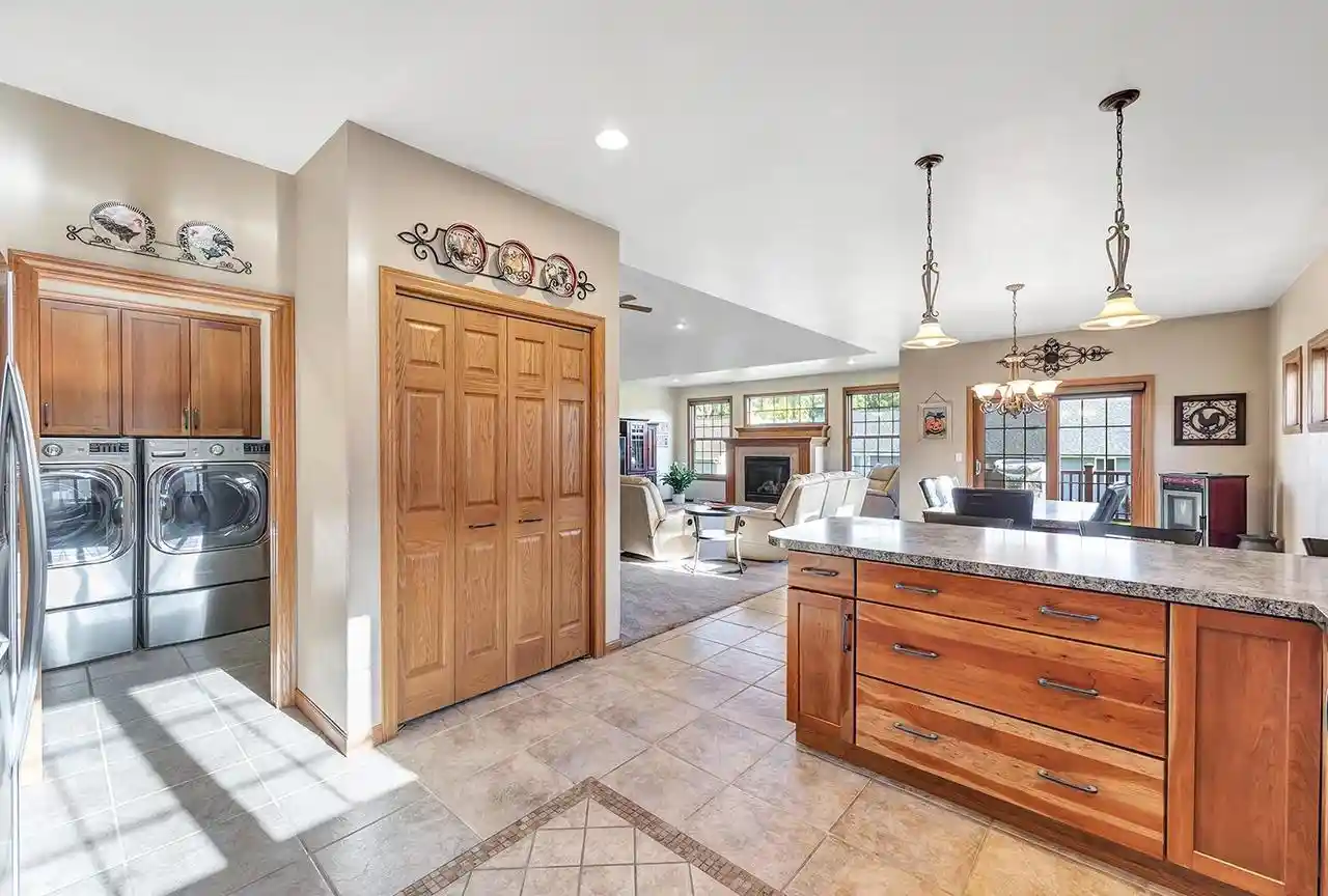 Photo 2 of Single family home for sale at 3551 Glen Abbey Dr, Green Bay, WI 54311 | MLS# 50333693 | Listing updated on 2026-10-09