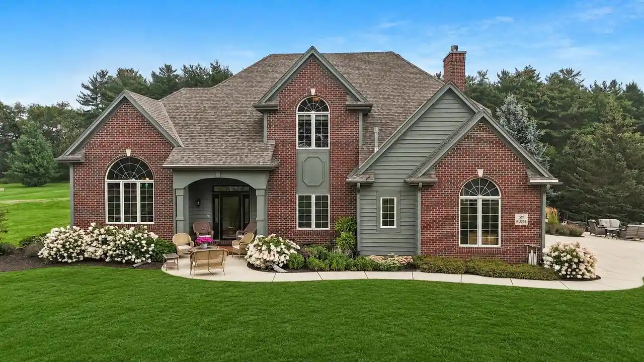Single family home for sale at S91w31504 Grace Trl, Mukwonago, WI 53149 | MLS# 1983121