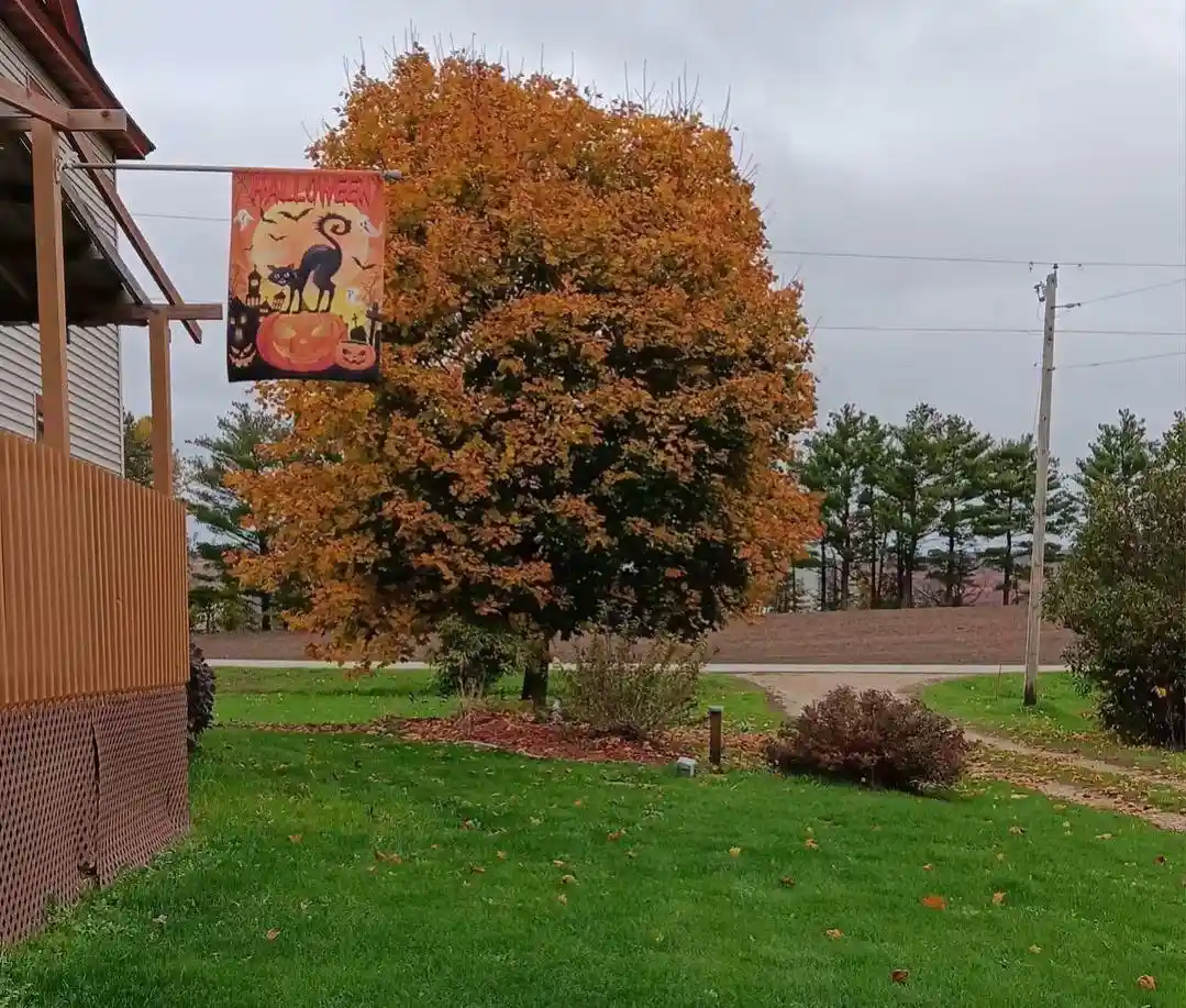 Photo 2 of Single family home for sale at S7914 Stones Pocket Rd, North Freedom, WI 53951 | MLS# 2033918 | Listing updated on 2026-10-05
