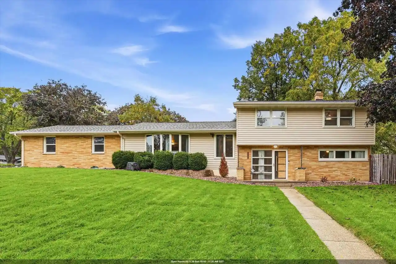Photo 1 of Single family home for sale at WI | 419 Simonet St,WI 54301 | MLS# 50333702 | Listing updated on 2026-10-05