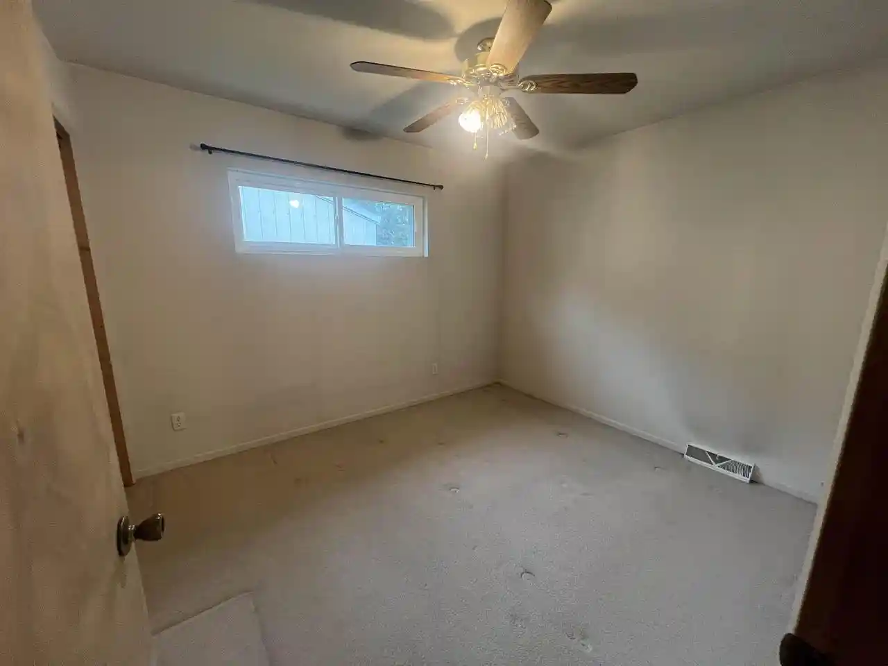 Photo 3 of Single family home for sale at 4014 W 8th Avenue, Wisconsin Dells, WI 53965 | MLS# 22604913 | Listing updated on 2026-10-07