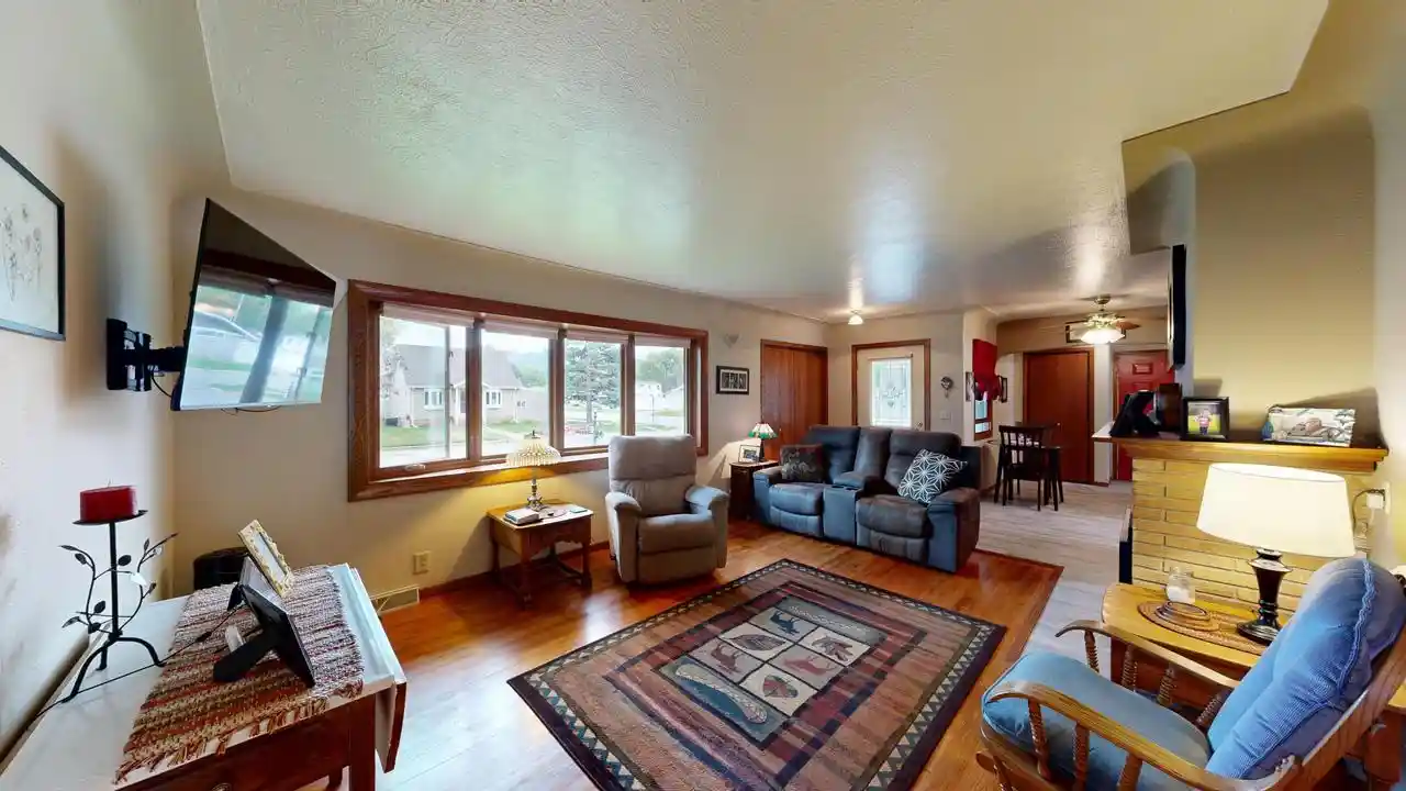 Photo 3 of Single family home for sale at 3020 26th Street S St, La Crosse, WI 54601 | MLS# 1983142 | Listing updated on 2026-10-02