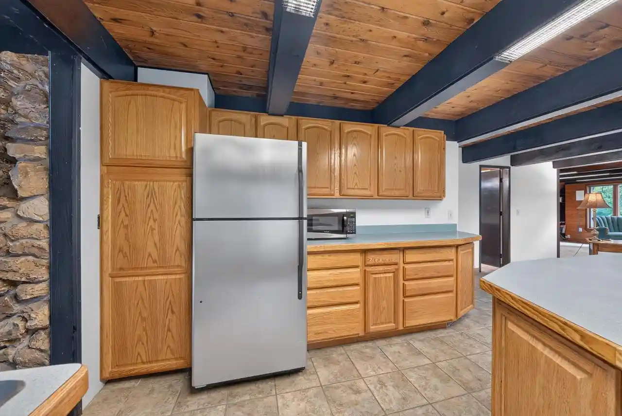 Photo 4 of Single family home for sale at 6331 County Rd M, Winneconne, WI 54986 | MLS# 50333682 | Listing updated on 2026-10-03