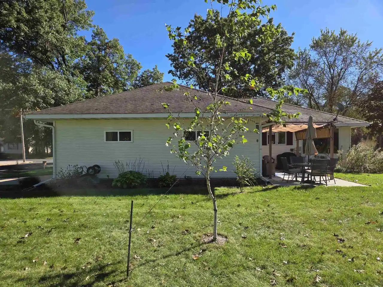 Photo 4 of Single family home for sale at 555 N 4th Street, Muscoda, WI 53573 | MLS# 2033926 | Listing updated on 2026-10-02