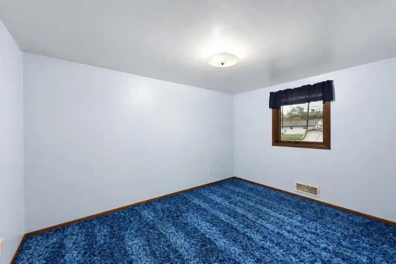 Photo 4 of Single family home for sale at 145 Reimer St, Green Bay, WI 54302 | MLS# 50333720 | Listing updated on 2026-10-10