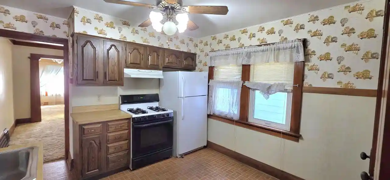 Photo 3 of Sale Pending at 1533 S 72nd Street, Milwaukee, WI 53214 | MLS# 1983169 | Listing updated on 2026-10-04