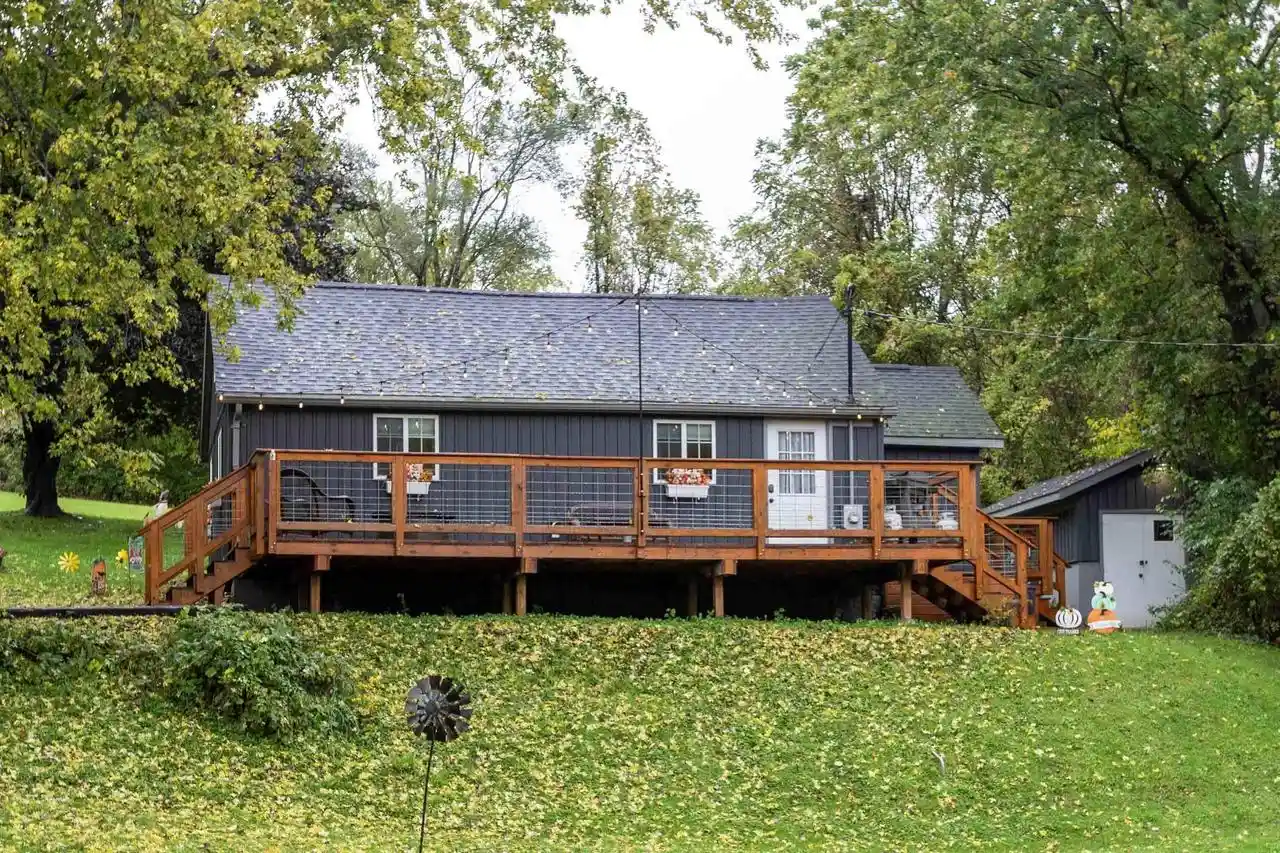 Photo 1 of Single family home for sale at 2825 Fairplay Rd, Hazel Green, WI 53811 | MLS# 2033930 | Listing updated on 2026-10-03