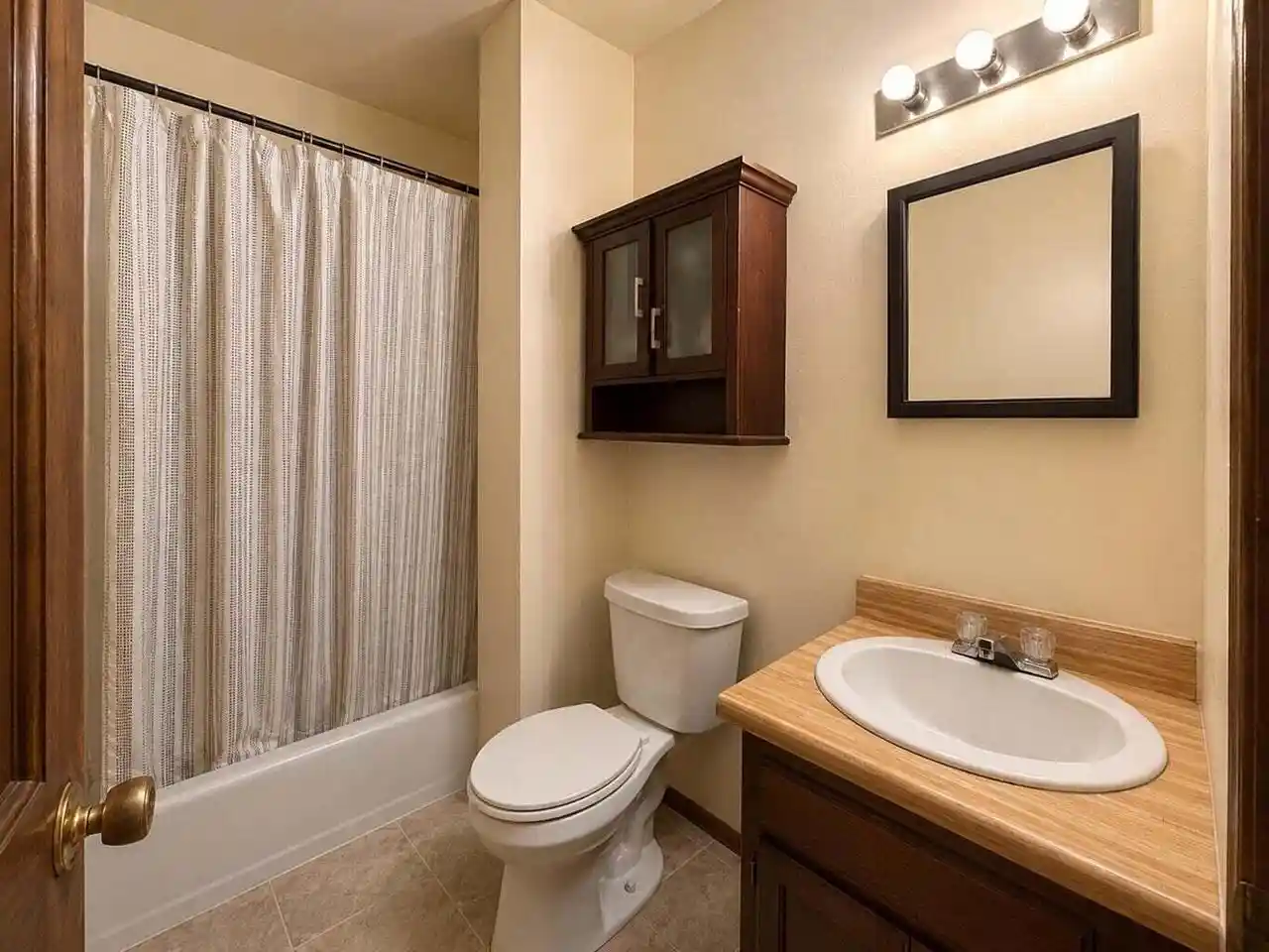 Photo 3 of Multi family home for sale at 2375 S 16th Street #2377, Milwaukee, WI 53215 | MLS# 1983175 | Listing updated on 2026-10-15