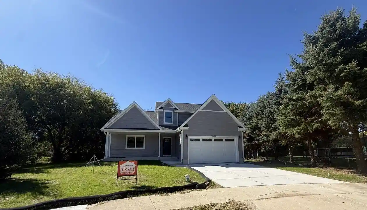 Single family home for sale at 2308 Finch Ct, Waukesha, WI 53189 | MLS# 1983176