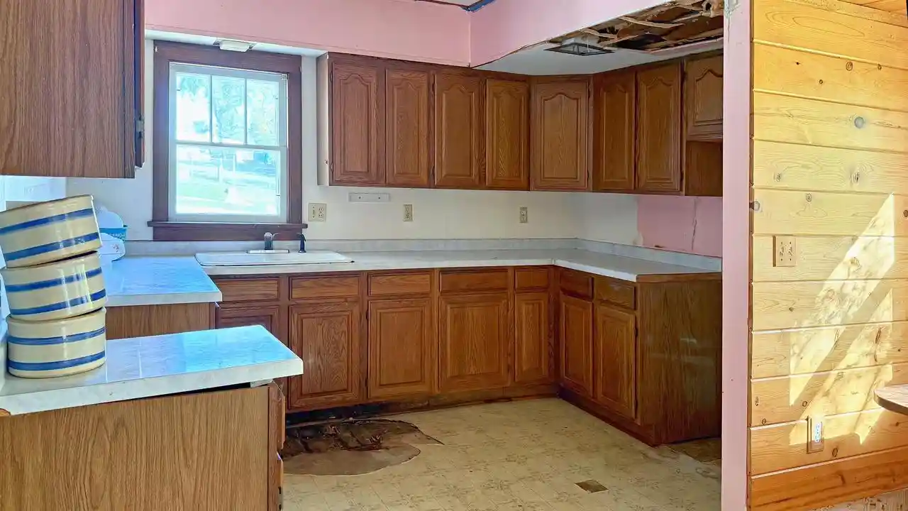 Photo 2 of Single family home for sale at 922 Washington Ave, Wisconsin Dells, WI 53965 | MLS# 2033934 | Listing updated on 2026-10-07