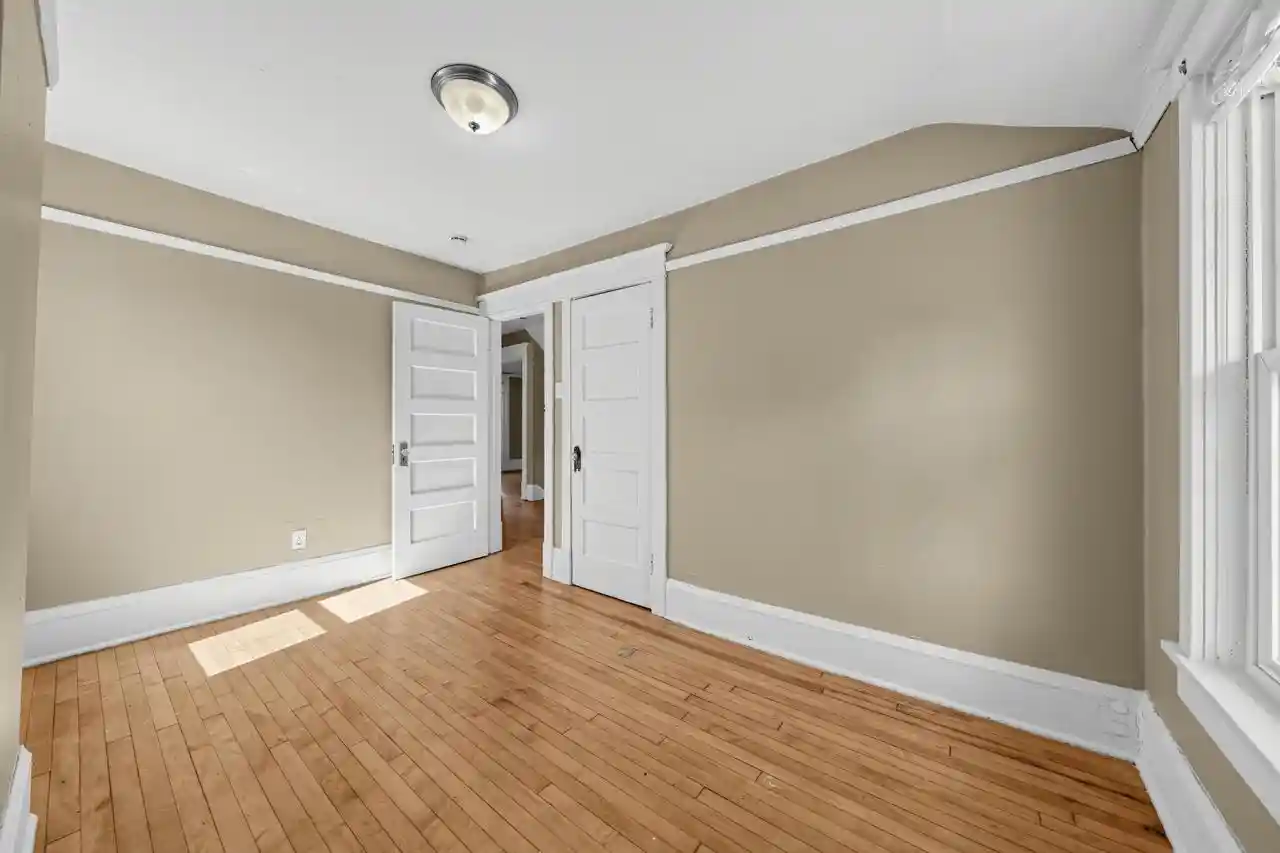 Photo 2 of Single family home for sale at 2563 N Hubbard St, Milwaukee, WI 53212 | MLS# 1983182 | Listing updated on 2026-10-02