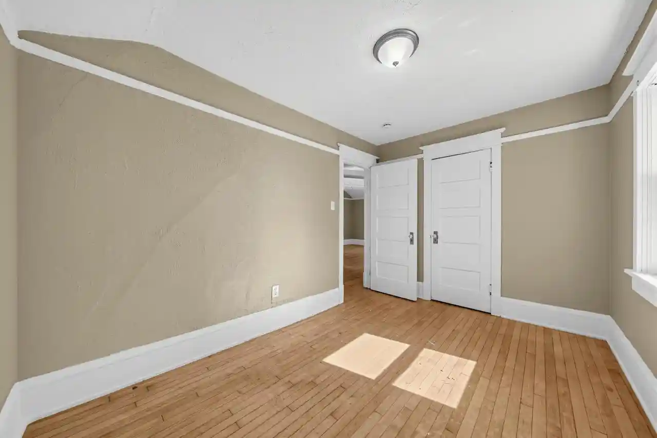 Photo 3 of Single family home for sale at 2563 N Hubbard St, Milwaukee, WI 53212 | MLS# 1983182 | Listing updated on 2026-10-02