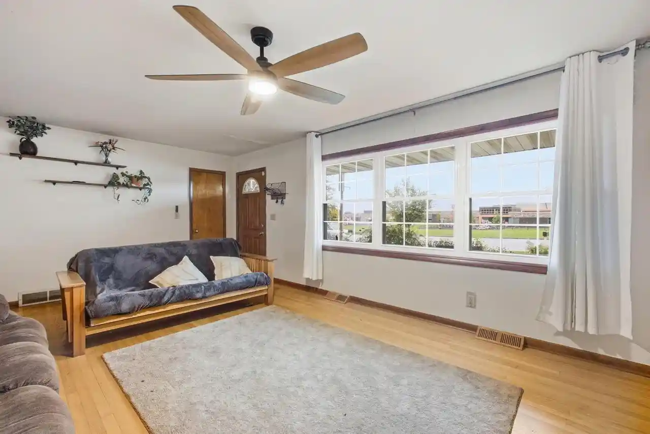 Photo 2 of Single family home for sale at 609 Oak Ln, Horicon, WI 53032 | MLS# 2033938 | Listing updated on 2026-10-07