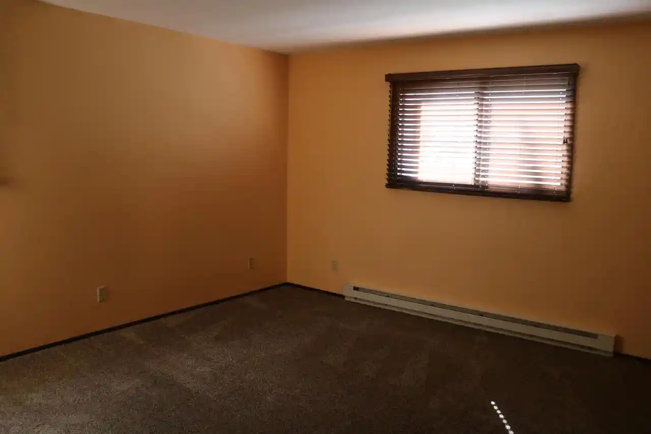 Photo 3 of Condo for sale at 629 Westridge Dr #6, West Bend, WI 53095 | MLS# 1983189 | Listing updated on 2026-10-09