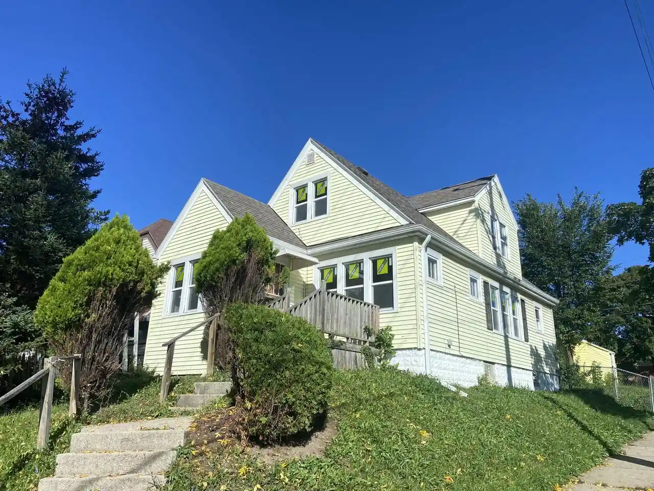 Photo 1 of Single family home for sale at 4702 N 31st Street, Milwaukee, WI 53209 | MLS# 1983194 | Listing updated on 2026-10-06