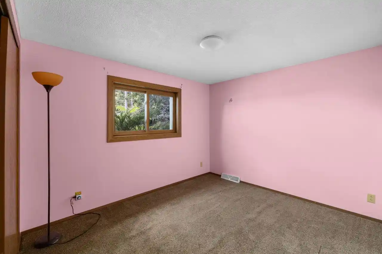 Photo 2 of Single family home for sale at 460 Center St, Dakota, MN 55925 | MLS# 1983195 | Listing updated on 2026-10-02