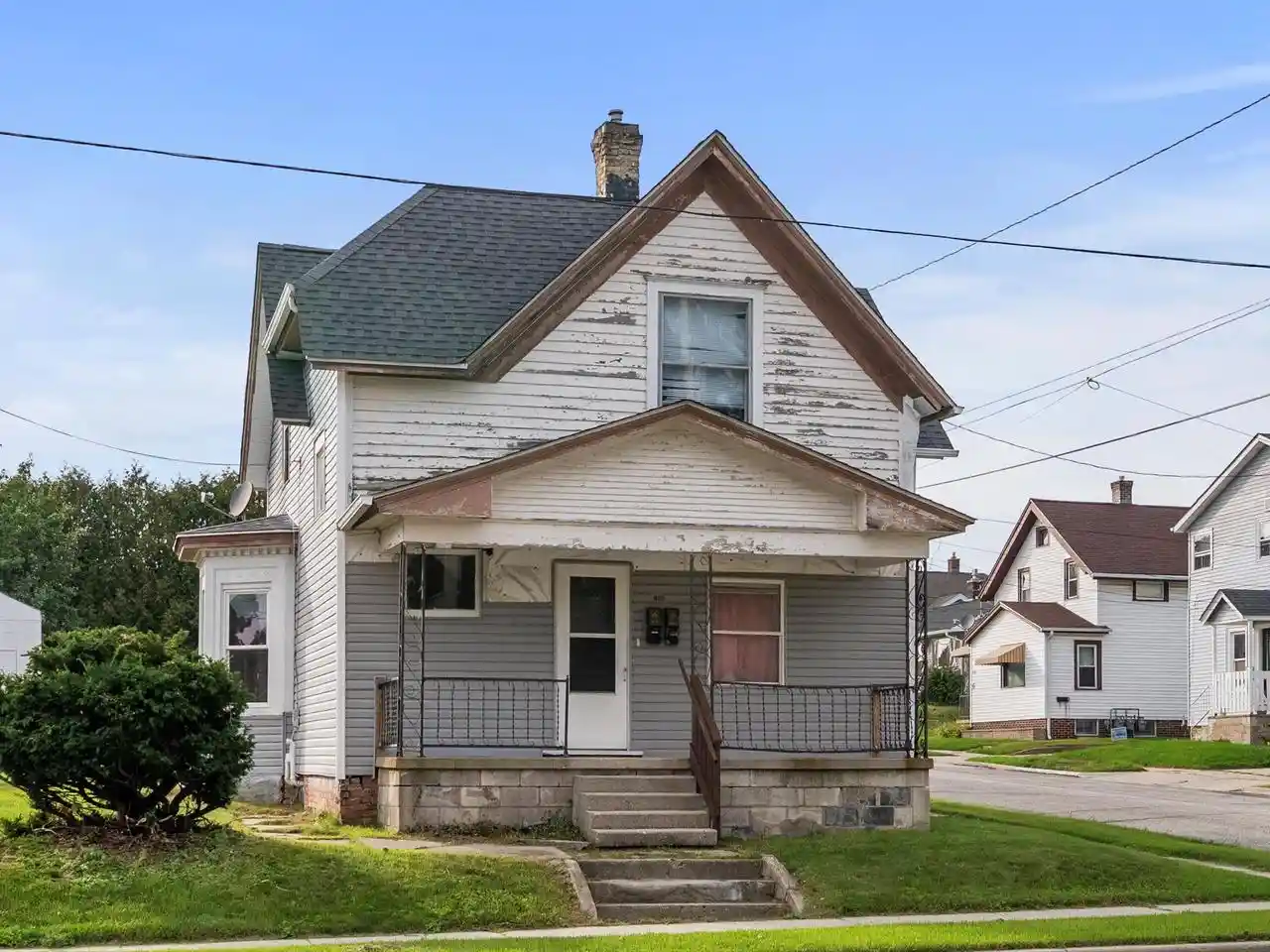 Photo 1 of Multi family home for sale at 1602 S 10th Street, Manitowoc, WI 54220 | MLS# 1983201 | Listing updated on 2026-10-02