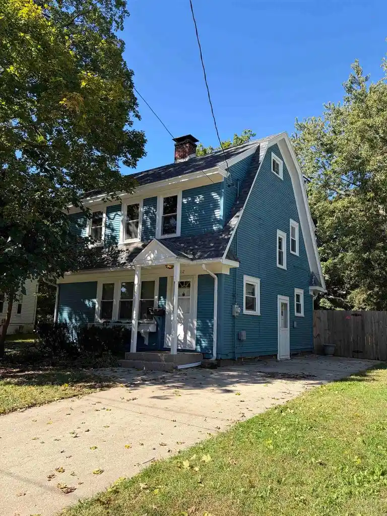 Photo 1 of Single family home for sale at 1112 Eaton Ave, Beloit, WI 53511 | MLS# 2033945 | Listing updated on 2026-10-03
