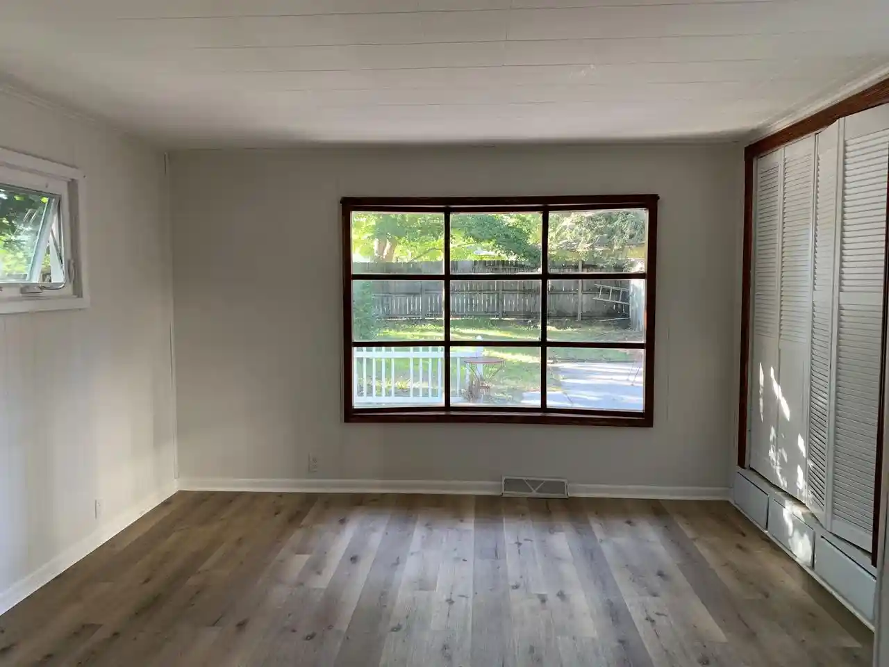 Photo 4 of Single family home for sale at 1112 Eaton Ave, Beloit, WI 53511 | MLS# 2033945 | Listing updated on 2026-10-09