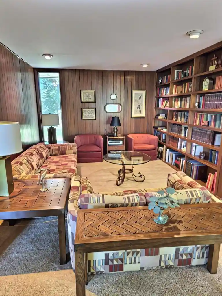 Photo 4 of Single family home for sale at 322 Silver Lake Dr, Portage, WI 53901 | MLS# 2033950 | Listing updated on 2026-10-09