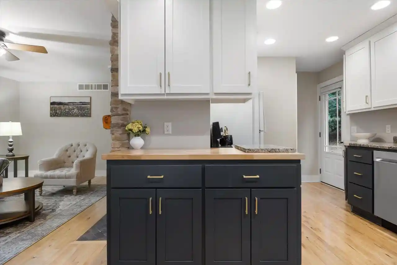 Photo 2 of Single family home for sale at N6084 Bennetts Rd, Horicon, WI 53032 | MLS# 1983229 | Listing updated on 2026-10-28