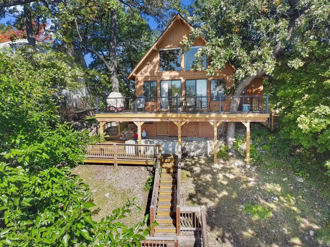 Photo 1 of Single family home for sale at 405 Waldeck Dr, Twin Lakes, WI 53181 | MLS# 1983248 | Listing updated on 2026-10-03