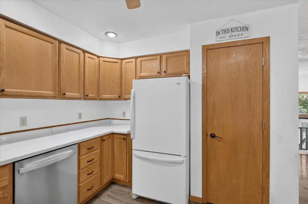 Photo 3 of Single family home for sale at 1222 E Lakeside Dr, Edgerton, WI 53534 | MLS# 2033957 | Listing updated on 2026-10-07