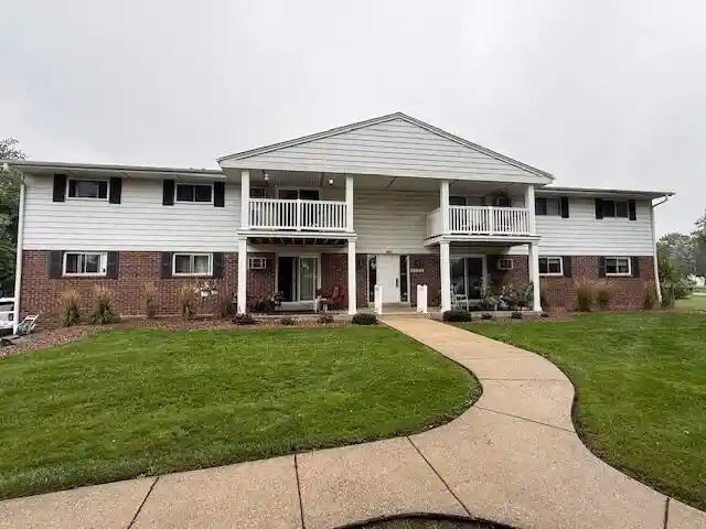 Condo for sale at 9600 W Beloit Rd #5, Milwaukee, WI 53227 | MLS# 1983254