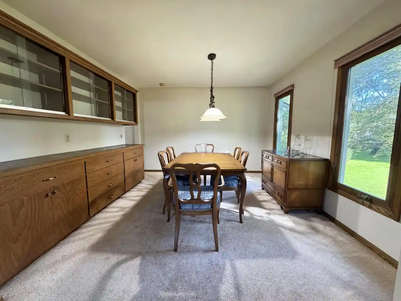 Photo 4 of Single family home for sale at 670 Hillcrest Dr, Waukesha, WI 53186 | MLS# 1983258 | Listing updated on 2026-10-10