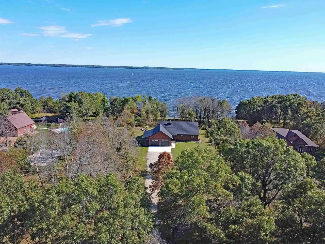 Photo 1 of Single family home for sale at W4869 Big Bay Rd, Necedah, WI 54646 | MLS# 2033959 | Listing updated on 2026-10-03