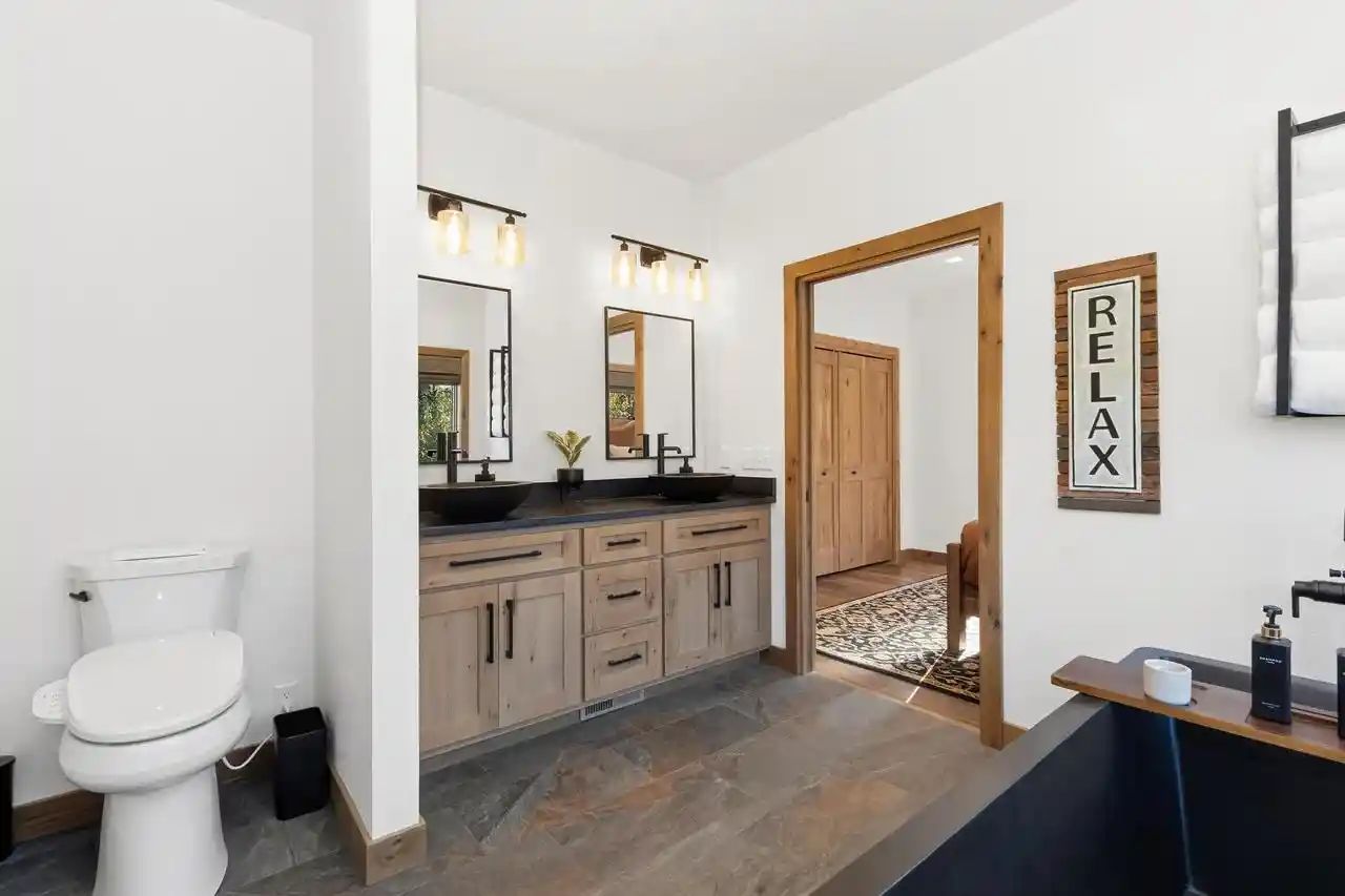 Photo 4 of Single family home for sale at W4869 Big Bay Rd, Necedah, WI 54646 | MLS# 2033959 | Listing updated on 2026-10-03