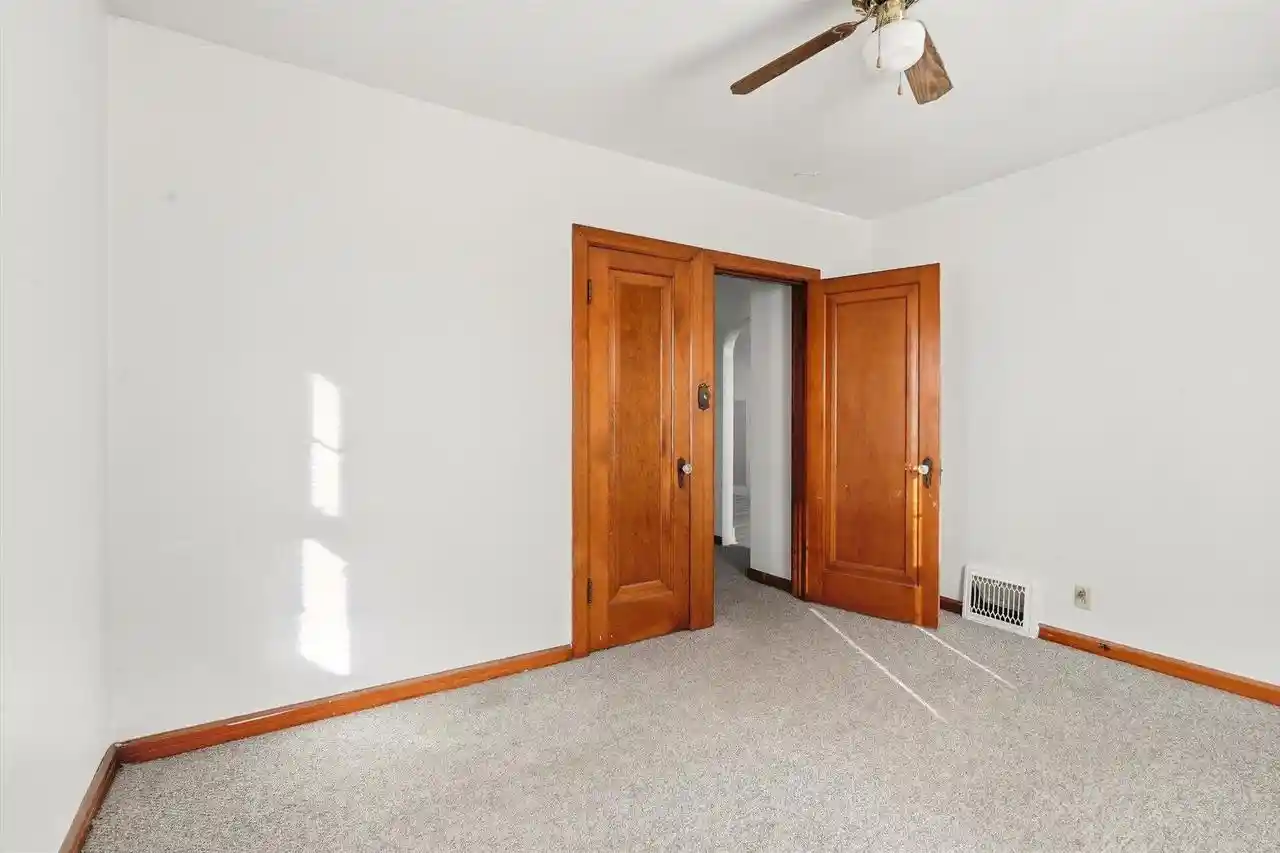 Photo 4 of Multi family home for sale at 5500 41st Avenue, Kenosha, WI 53144 | MLS# 1983261 | Listing updated on 2026-10-09